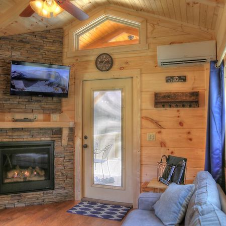 Frank'S Landing Villa Topton Bagian luar foto