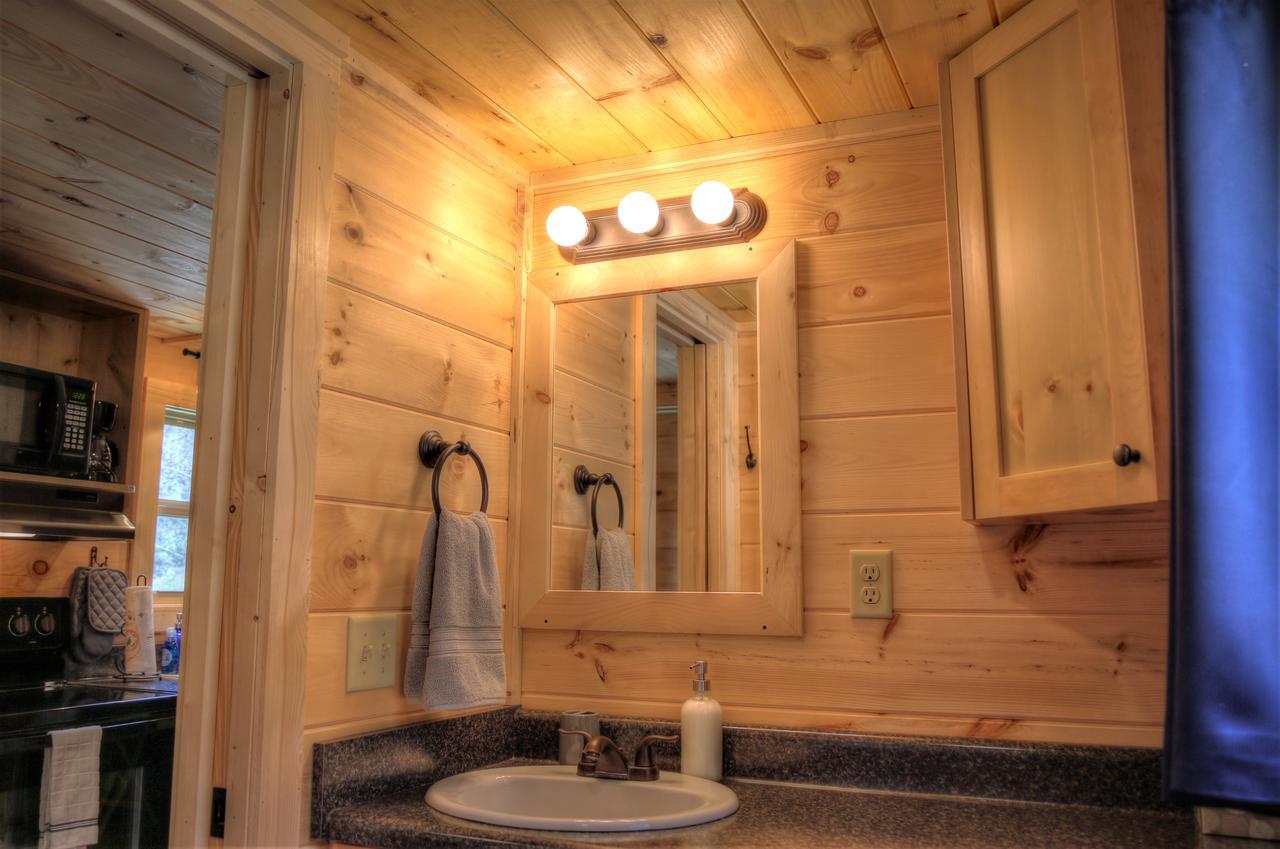 Frank'S Landing Villa Topton Bagian luar foto